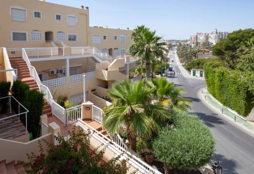 Casa adosada / Duplex - Alquiler - Orihuela Costa - Campoamor