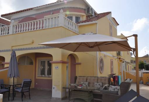 Casa adosada / Duplex - Alquiler - Orihuela Costa - Lomas de Cabo Roig